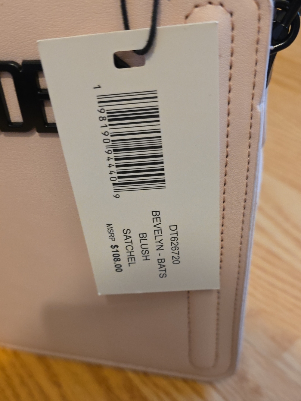 Steve Madden White Crossbody with Black Bats Logo - Picture 4 of 12